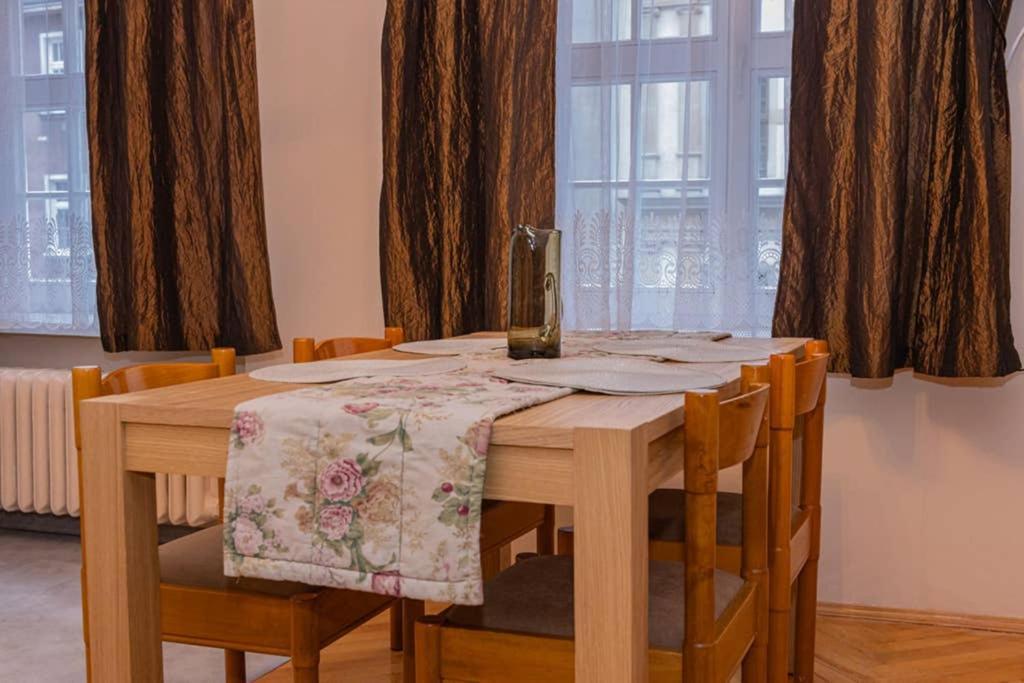 Apartament Brama Chlebnicka Gdańsk Buitenkant foto